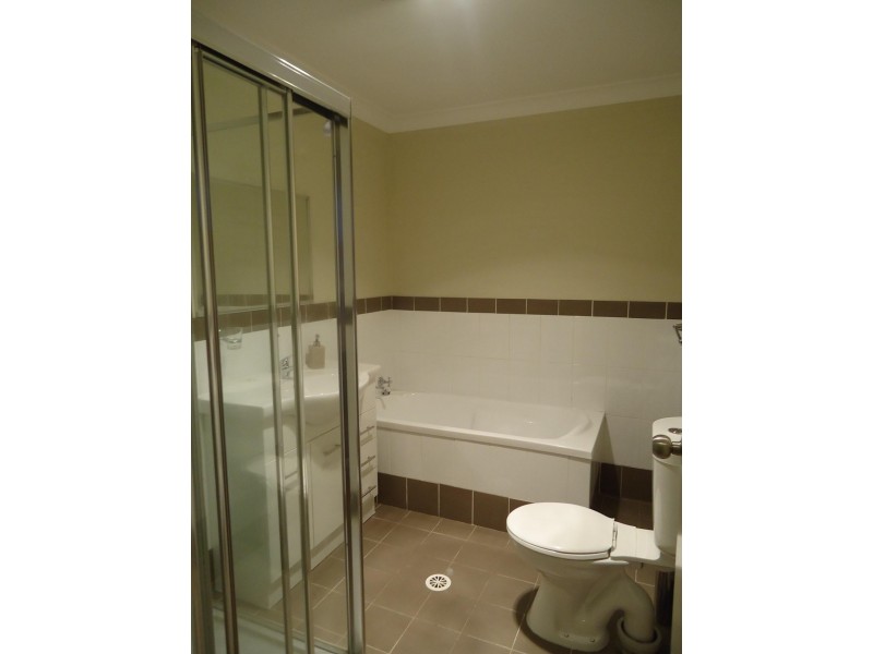 1/109 Magowar Road, Girraween NSW 2145