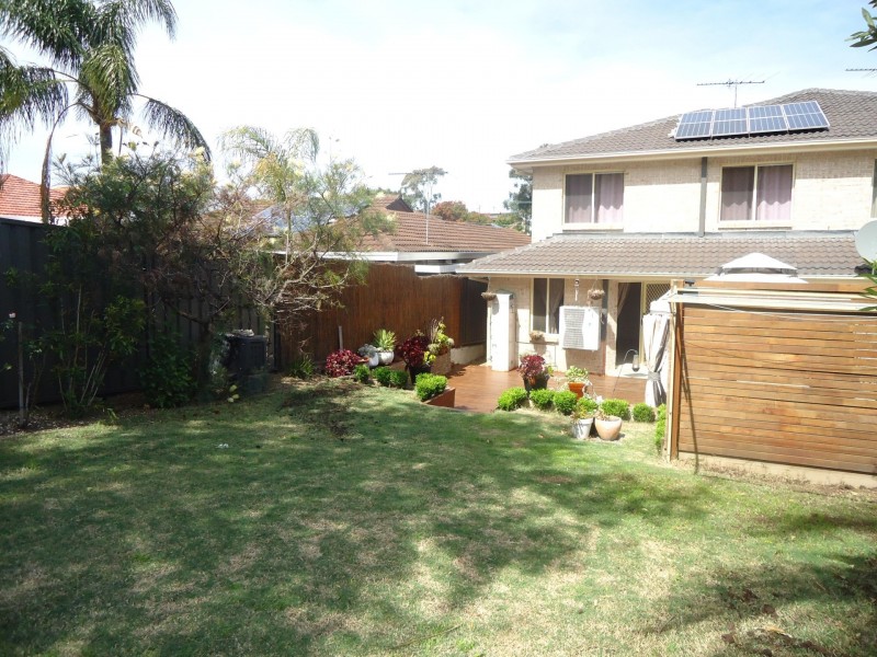 1/109 Magowar Road, Girraween NSW 2145