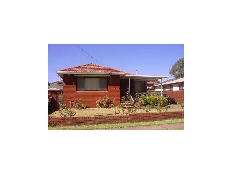 3 Wyena Road, Pendle Hill NSW 2145