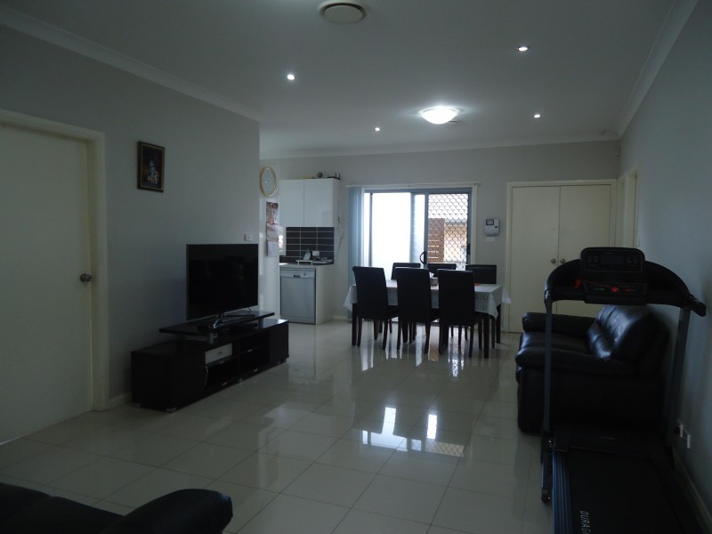 22 Bando Road, Girraween NSW 2145