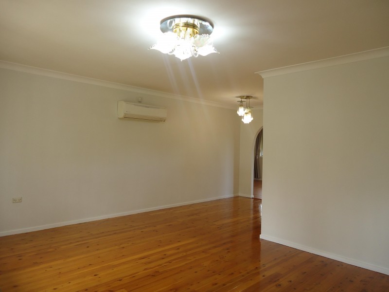 207 Toongabbie Road, Toongabbie NSW 2146