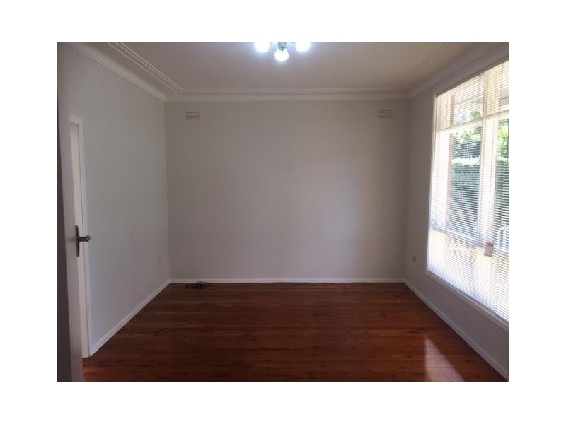 5 Harris Road, Constitution Hill NSW 2145