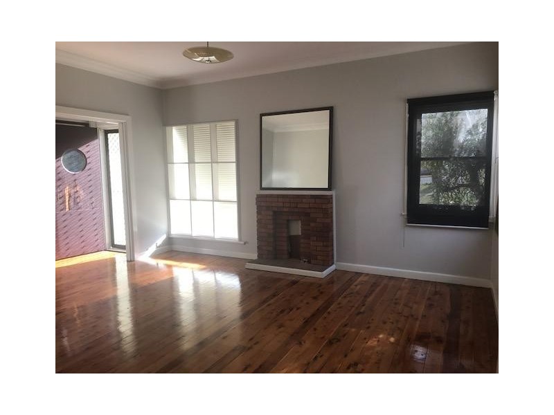 9 Patricia Street, Westmead NSW 2145