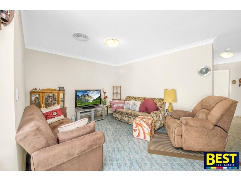 10/31-33 Tungarra Road, Girraween NSW 2145