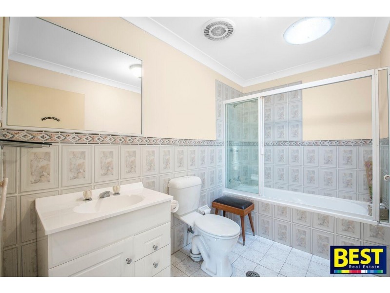 10/31-33 Tungarra Road, Girraween NSW 2145