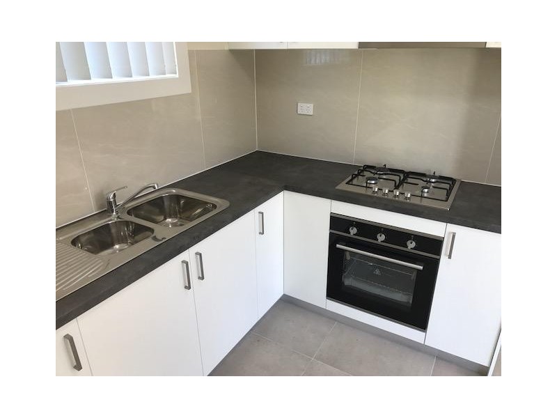 5a Graham Avenue, Wentworthville NSW 2145