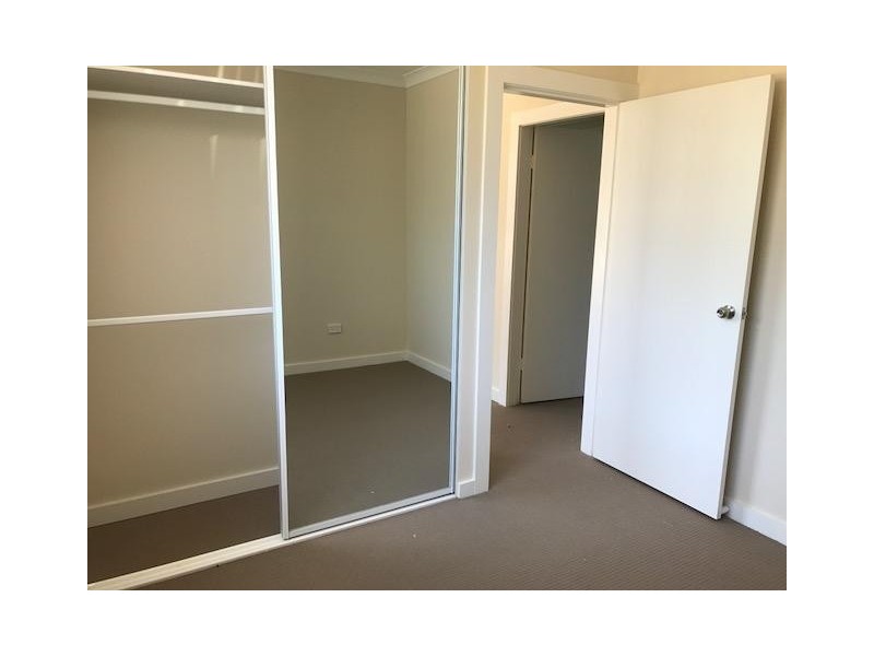 5a Graham Avenue, Wentworthville NSW 2145