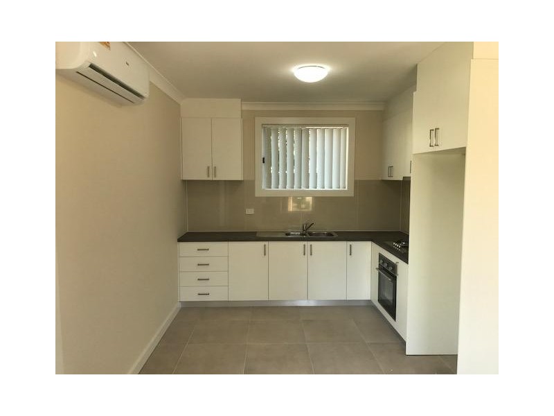 5a Graham Avenue, Wentworthville NSW 2145
