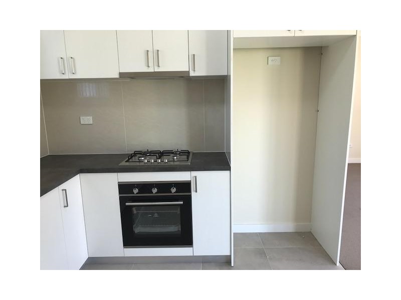 5a Graham Avenue, Wentworthville NSW 2145