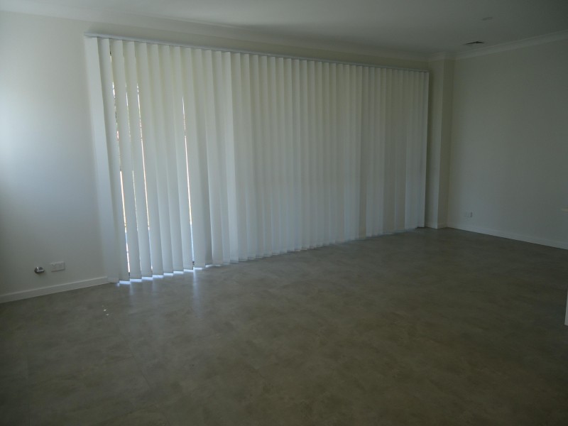 7a Ballandella Road, Toongabbie NSW 2146