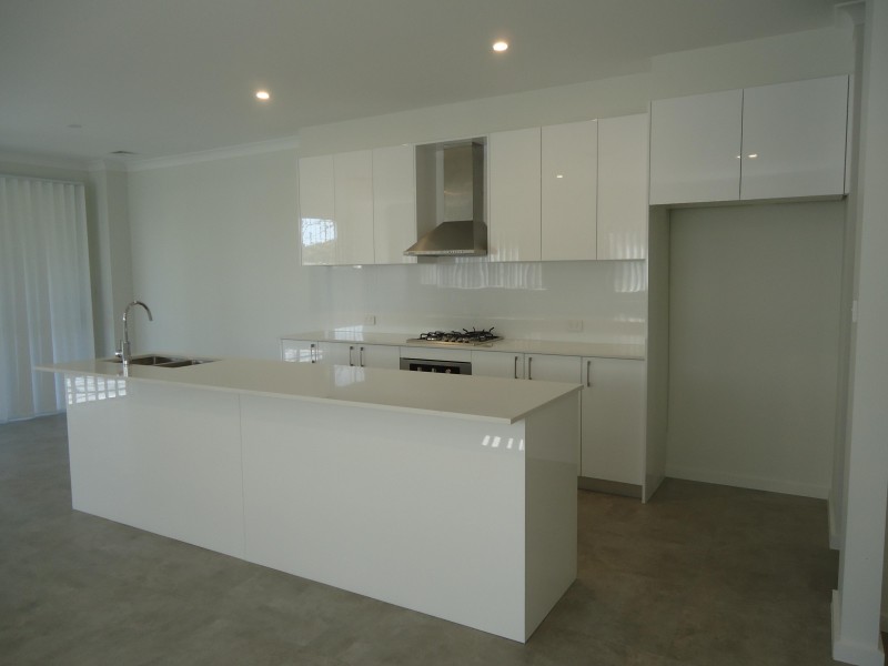 7a Ballandella Road, Toongabbie NSW 2146