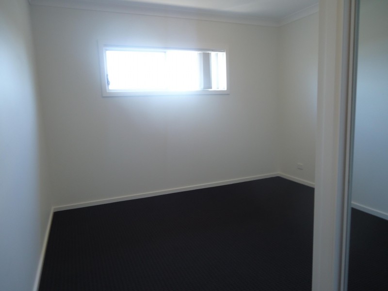 7a Ballandella Road, Toongabbie NSW 2146