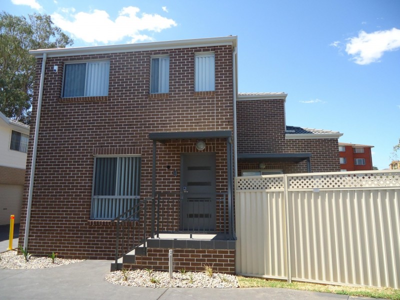 8/7 Mildred Street, Wentworthville NSW 2145