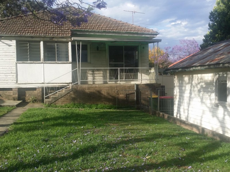 2b Stapleton Street, Wentworthville NSW 2145