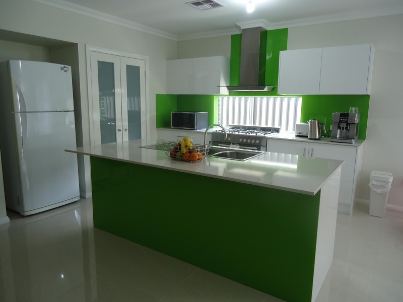 6 Moxon Street, Oran Park NSW 2570