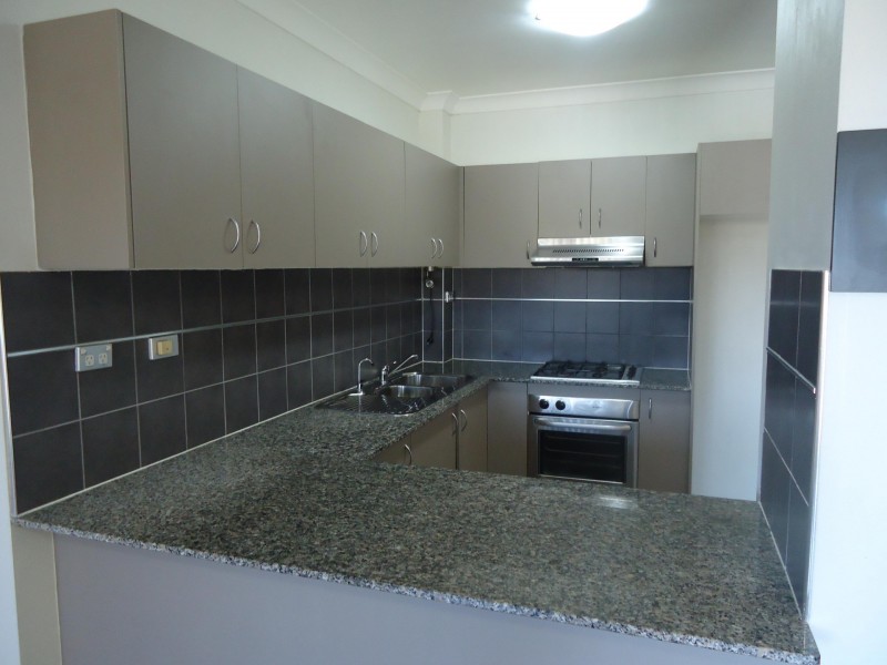 32/2 Wentworth Avenue, Toongabbie NSW 2146