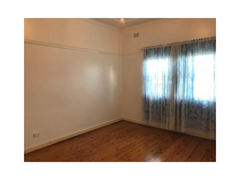 7 Wallpark Avenue, Seven Hills NSW 2147