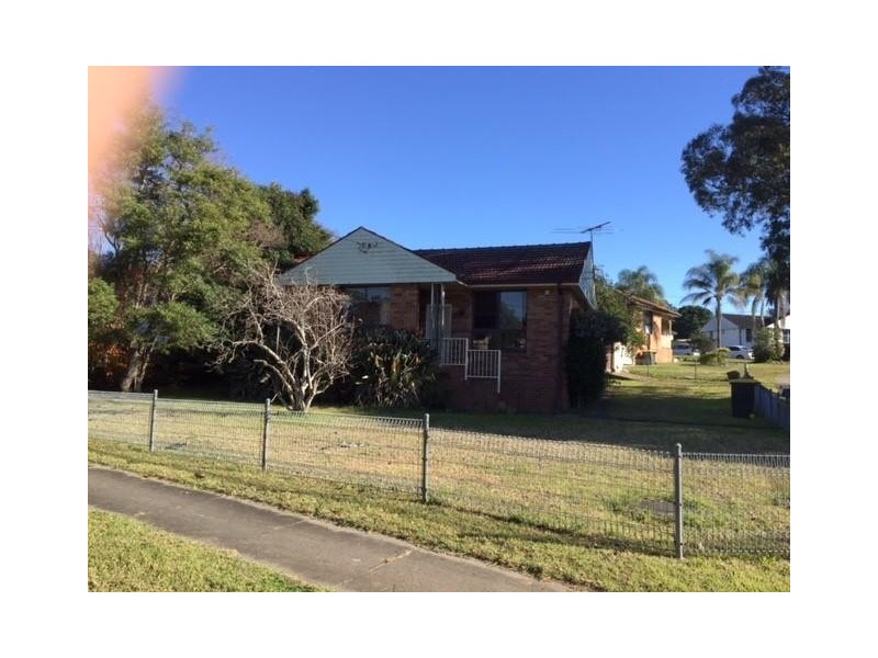 12 Moffatt Drive, Lalor Park NSW 2147