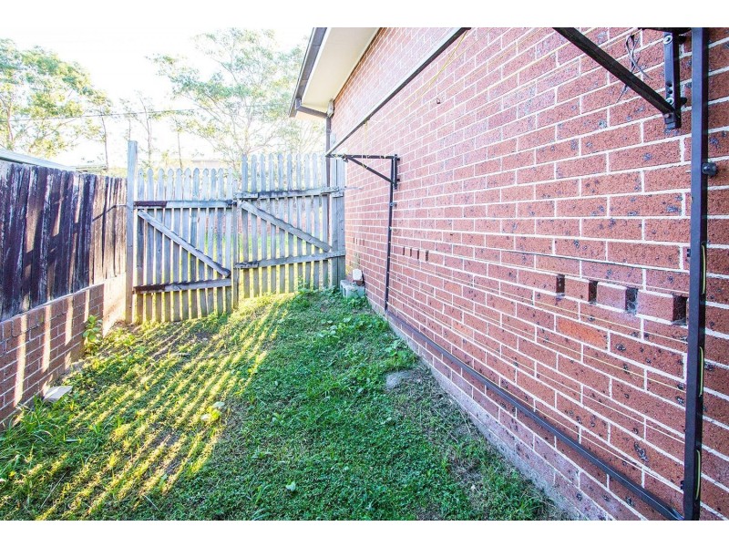 2/57 Oatlands Street, Wentworthville NSW 2145