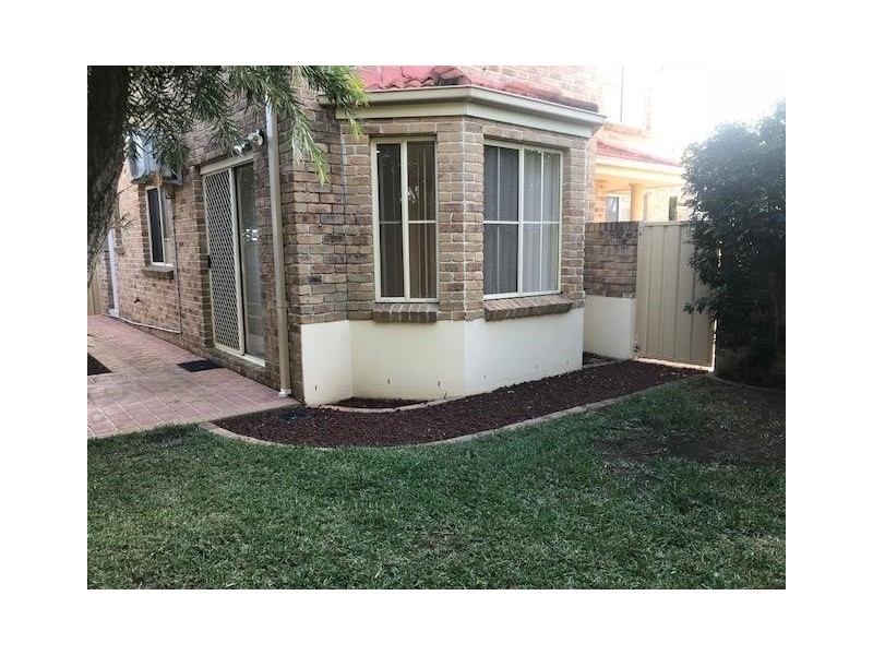 1/20-22 Bridge Road, Westmead NSW 2145
