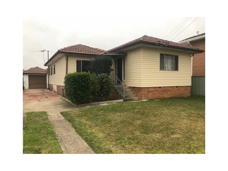 124 Centenary Road, South Wentworthville NSW 2145