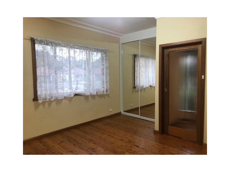 124 Centenary Road, South Wentworthville NSW 2145