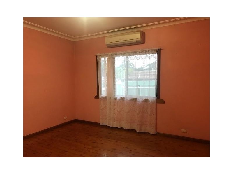 124 Centenary Road, South Wentworthville NSW 2145