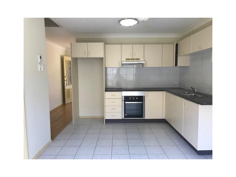 6/24 Bega Street, Pendle Hill NSW 2145