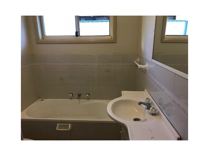 6/24 Bega Street, Pendle Hill NSW 2145