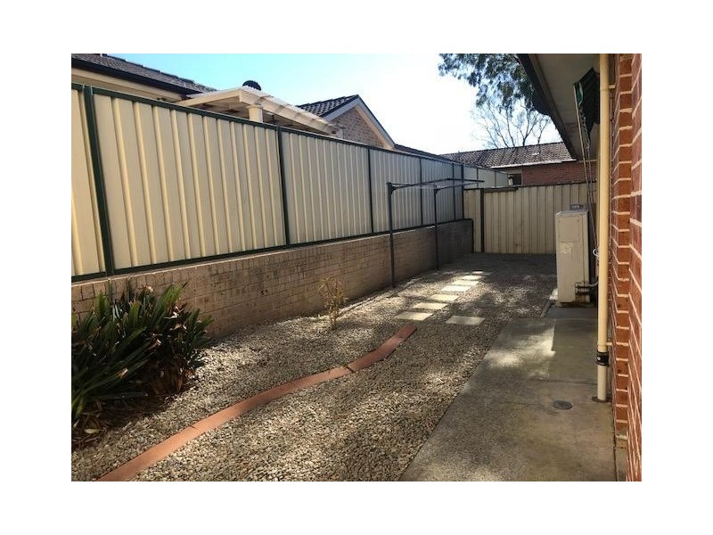 6/24 Bega Street, Pendle Hill NSW 2145