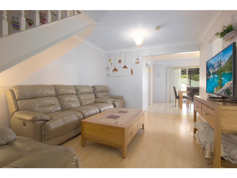 2/16 Page Street, Wentworthville NSW 2145