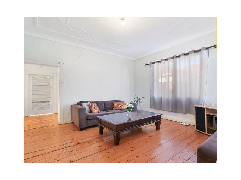 8 Haig Street, Wentworthville NSW 2145