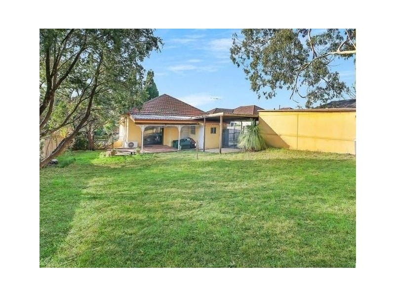 8 Haig Street, Wentworthville NSW 2145