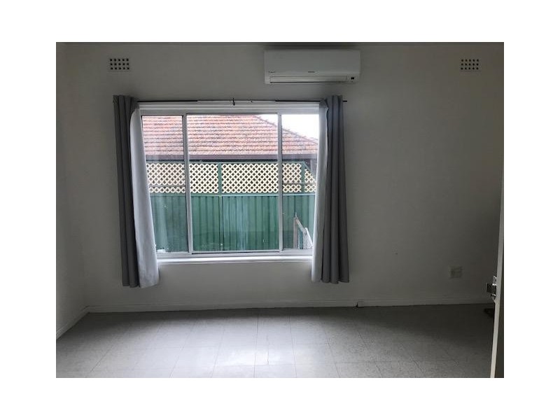 10 Booth Street, Westmead NSW 2145