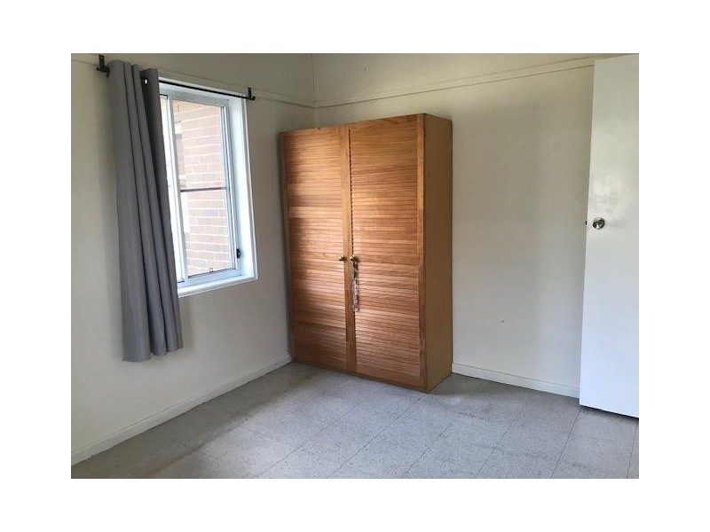 10 Booth Street, Westmead NSW 2145