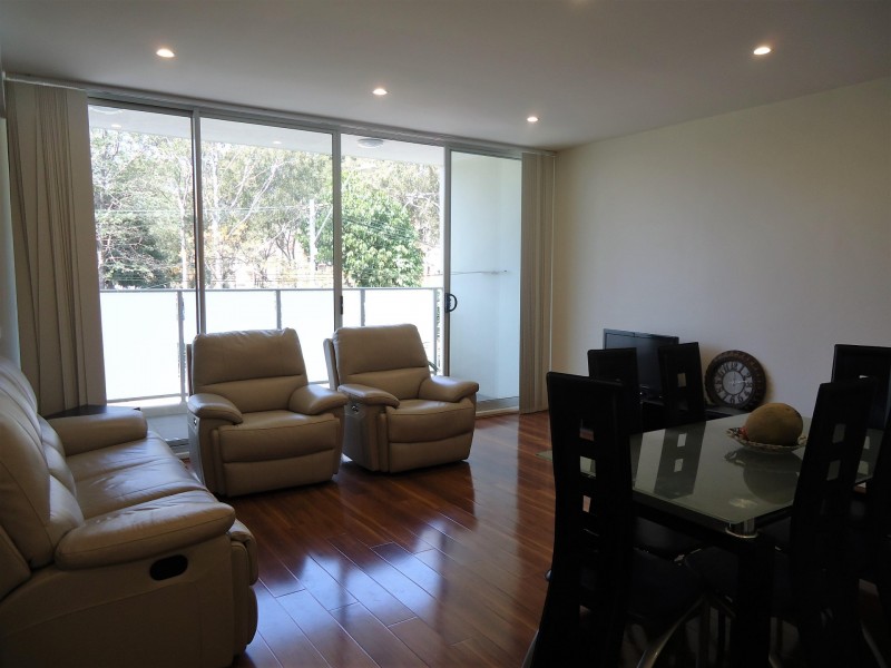 8/29-33 Joyce Street, Pendle Hill NSW 2145