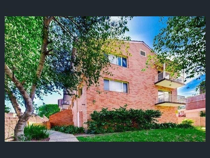 2/1 Edward Street, Ryde NSW 2112