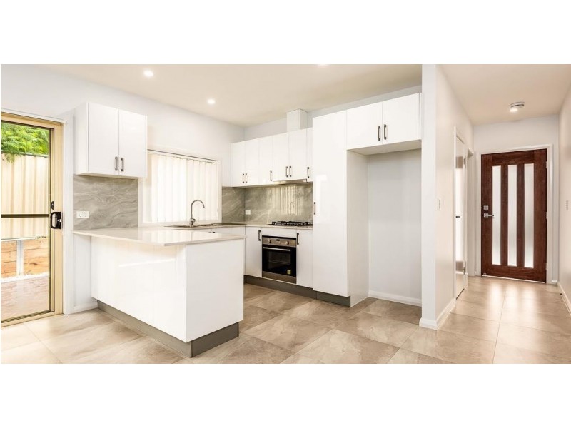 2a Greig Place, Seven Hills NSW 2147