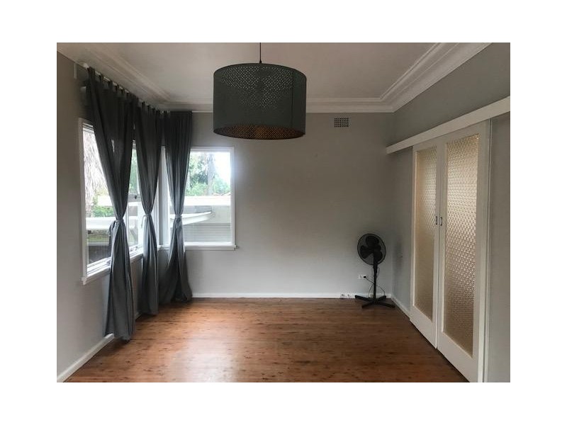 213 Old Windsor Road, Northmead NSW 2152