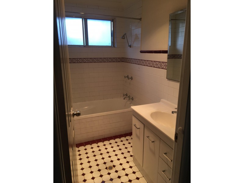 8/399 Wentworth Avenue, Toongabbie NSW 2146