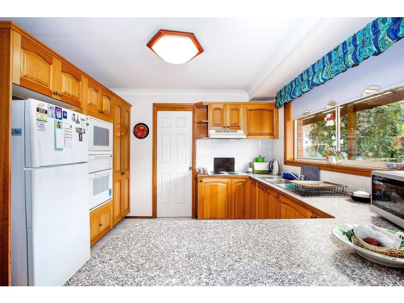 9 Billabong Street, Pendle Hill NSW 2145