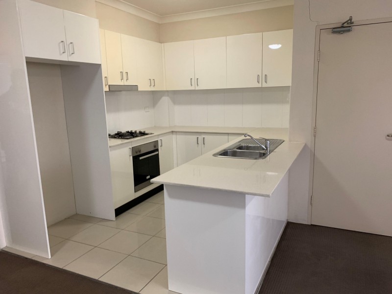 4/136-140 Bridge Road, Westmead NSW 2145