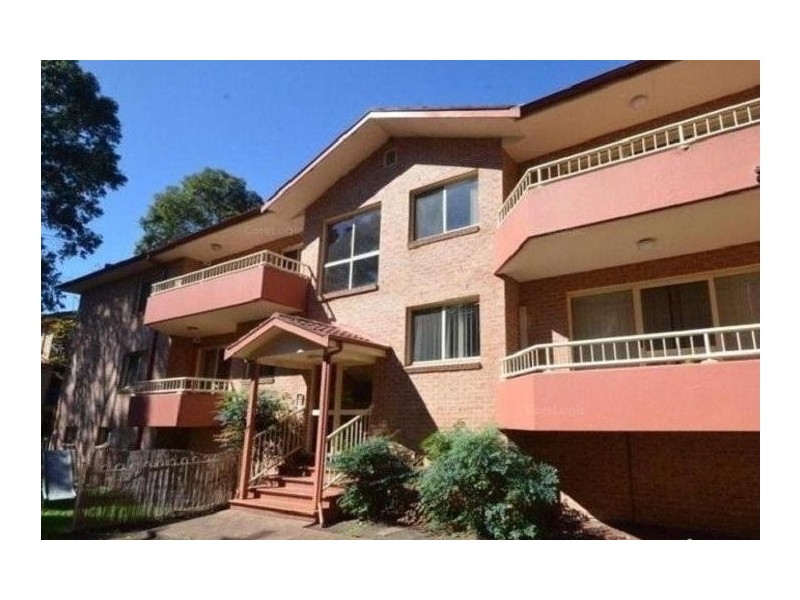 2/217 Dunmore Street, Pendle Hill NSW 2145