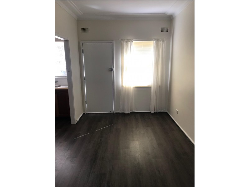 92 Ballandella Road, Toongabbie NSW 2146