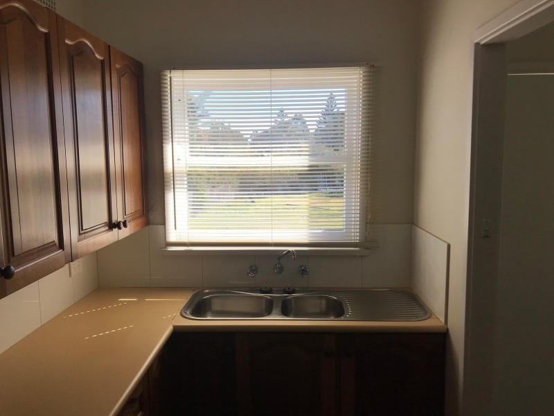 92 Ballandella Road, Toongabbie NSW 2146