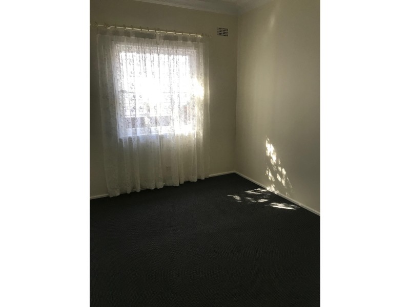 92 Ballandella Road, Toongabbie NSW 2146