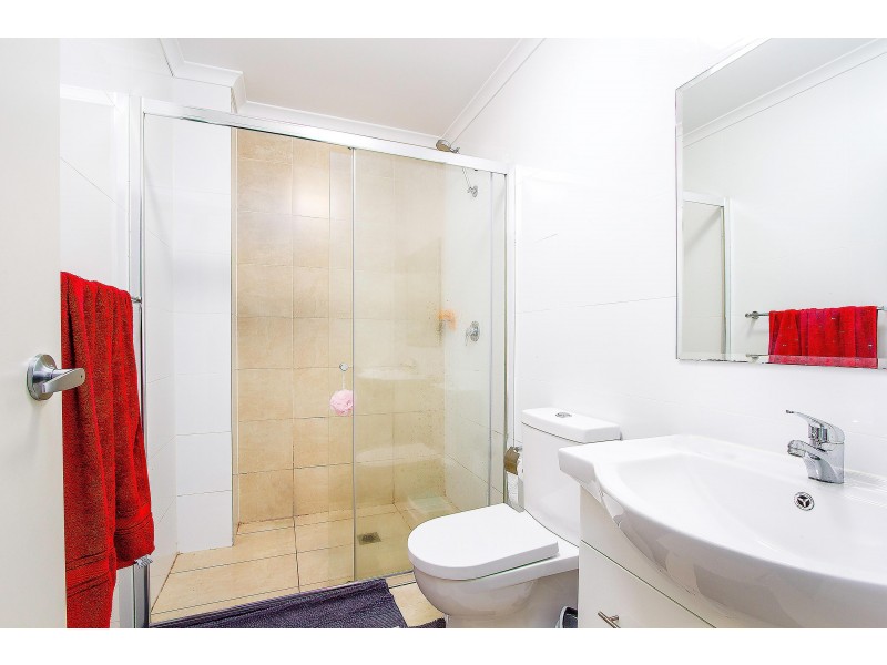 5/2-4 Belinda Place, Mays Hill NSW 2145