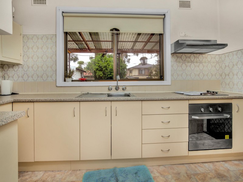 39 Bartlett Street, South Wentworthville NSW 2145