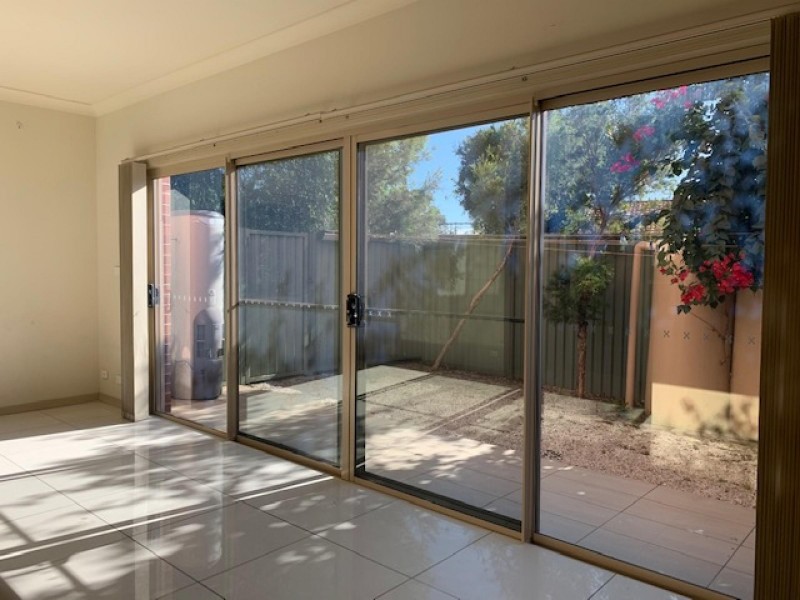 1/383 Wentworth Avenue, Toongabbie NSW 2146