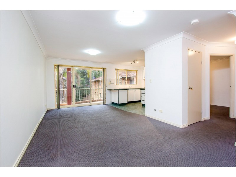 6/221-223 Dunmore Street, Pendle Hill NSW 2145